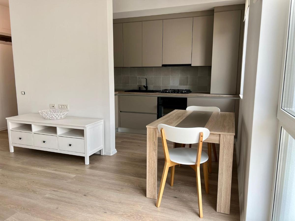 Apartament Timisoara La Liziera Padurii Appartement Buitenkant foto